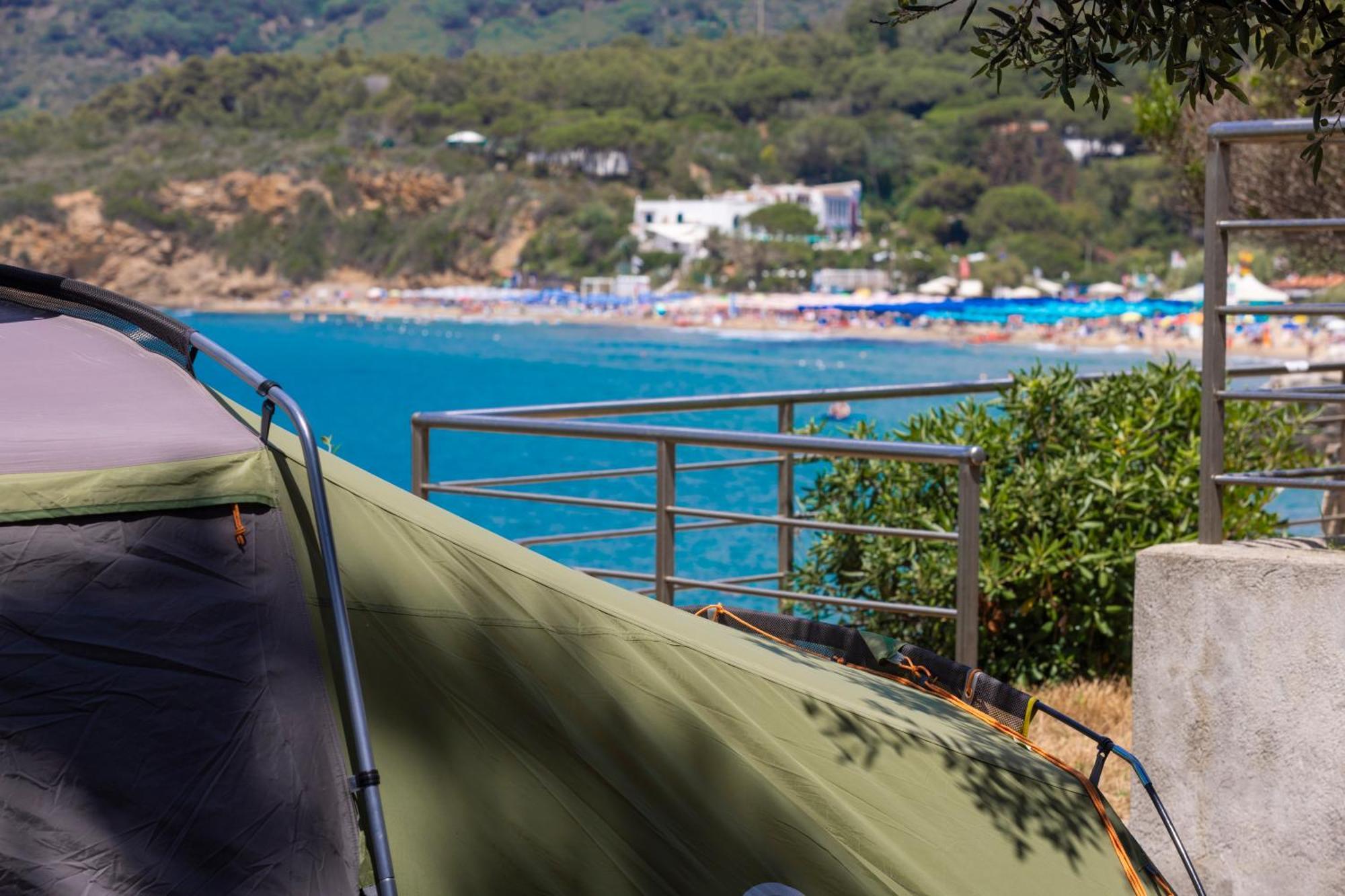 Camping Village Le Calanchiole Capoliveri  Esterno foto