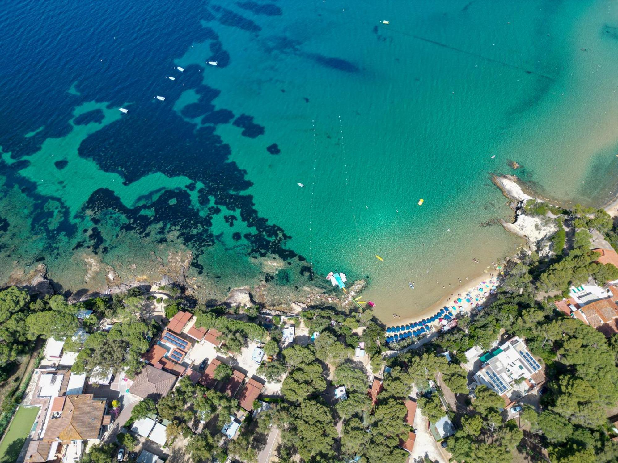 Camping Village Le Calanchiole Capoliveri  Esterno foto